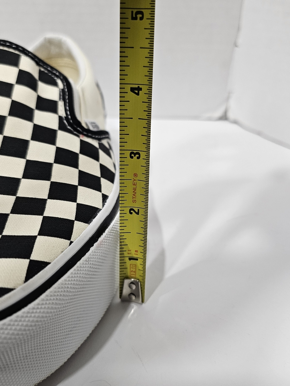 Vans Off The Wall Cream & Black Slip Ons - Picture 7 of 7